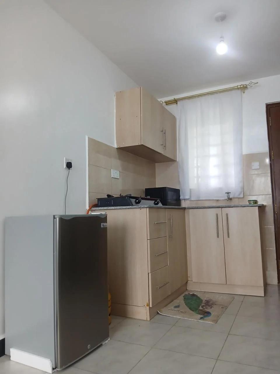 King sapphire one bedroom apartment photo