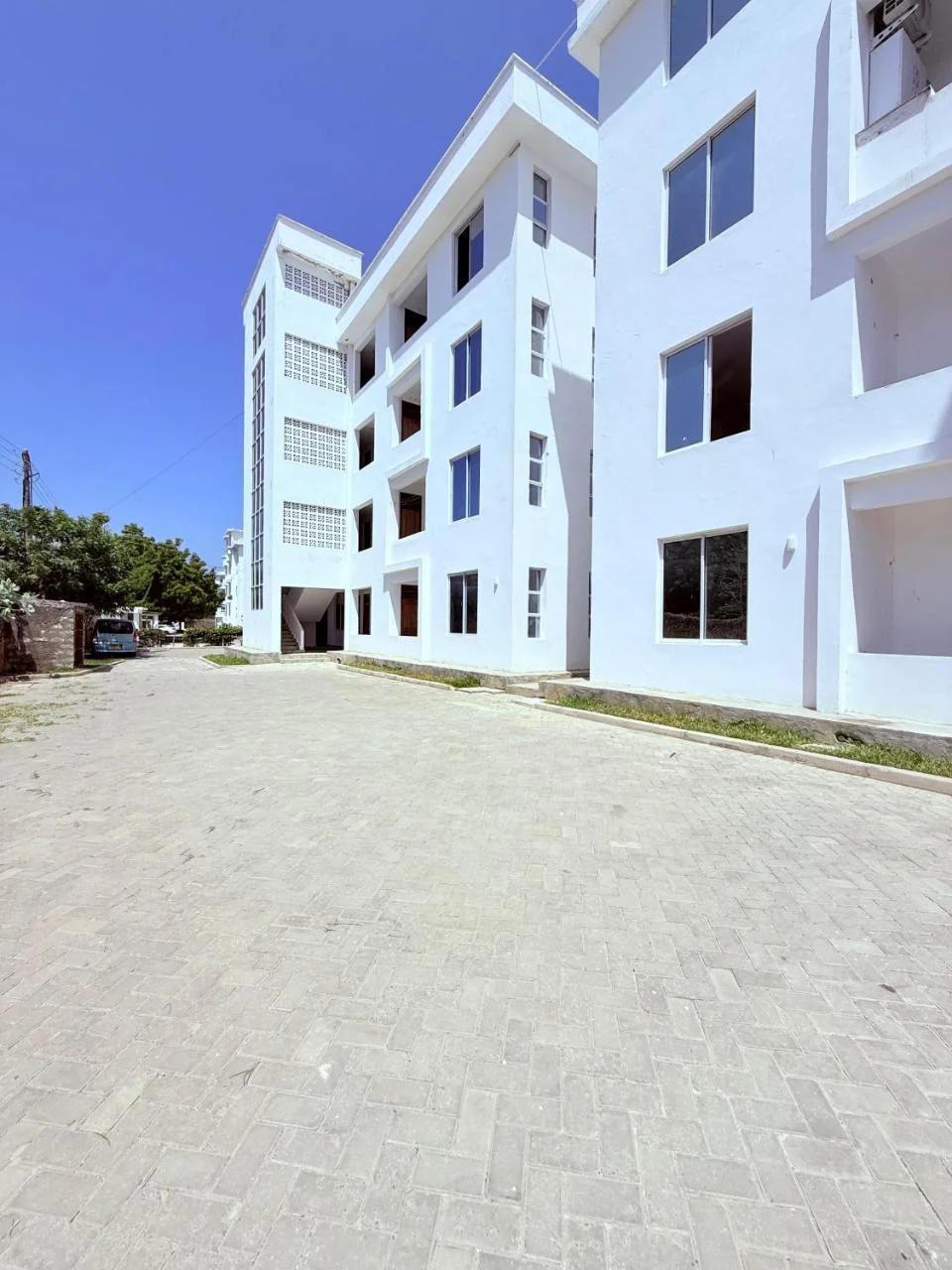 Malindi Modern 2BR Near the Beach With a Private Pool foto