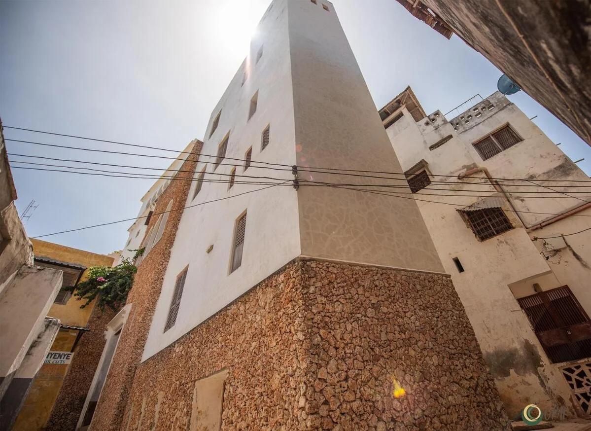 Swahili Oceanview Lamu 2BR with Pool & mini-museum in a UNESCO Heritage Site photo