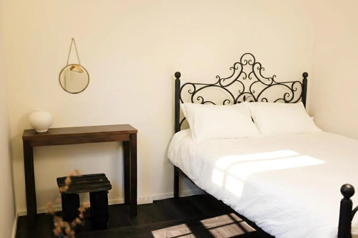 Seongsu, 1 minute from airport bus, 4ppl accomodation, Han River Seoul, 5minute from Gentle monster haus nowhere photo