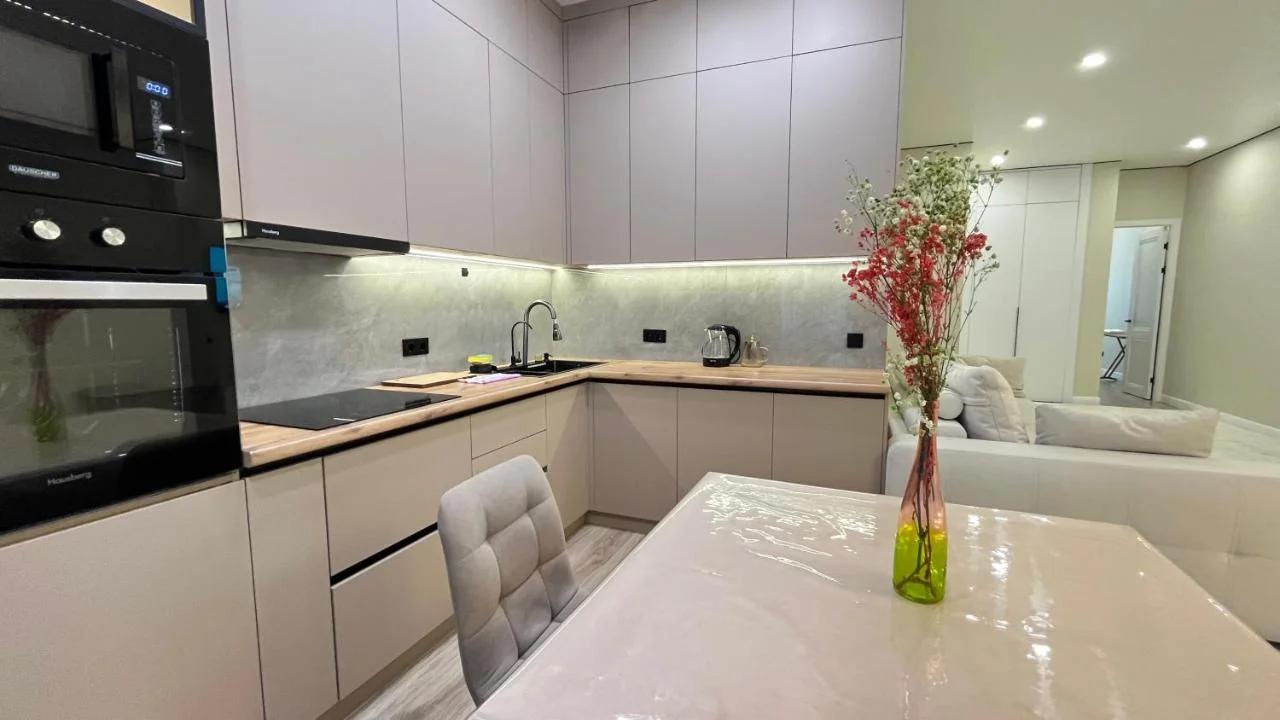Luxe Apartment в Водно Зелёном Бульваре photo
