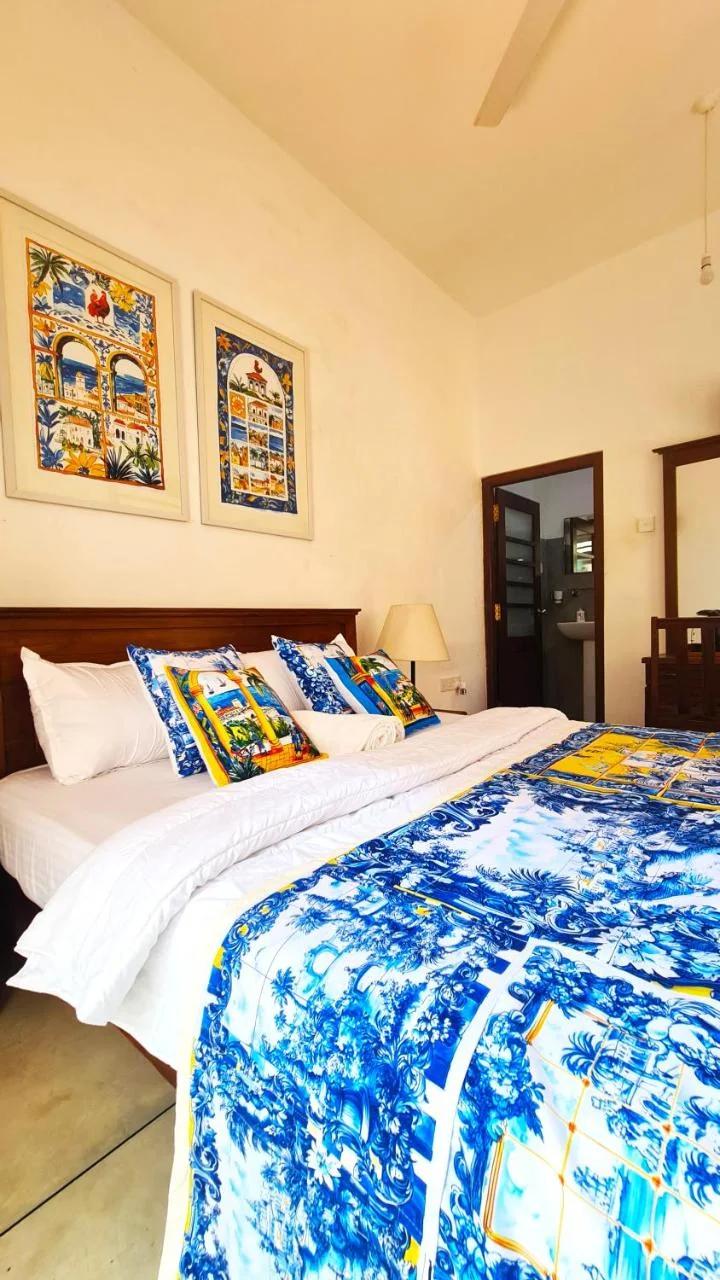 ArtNEST Gallery Stay , Pedlars St , Galle Fort photo