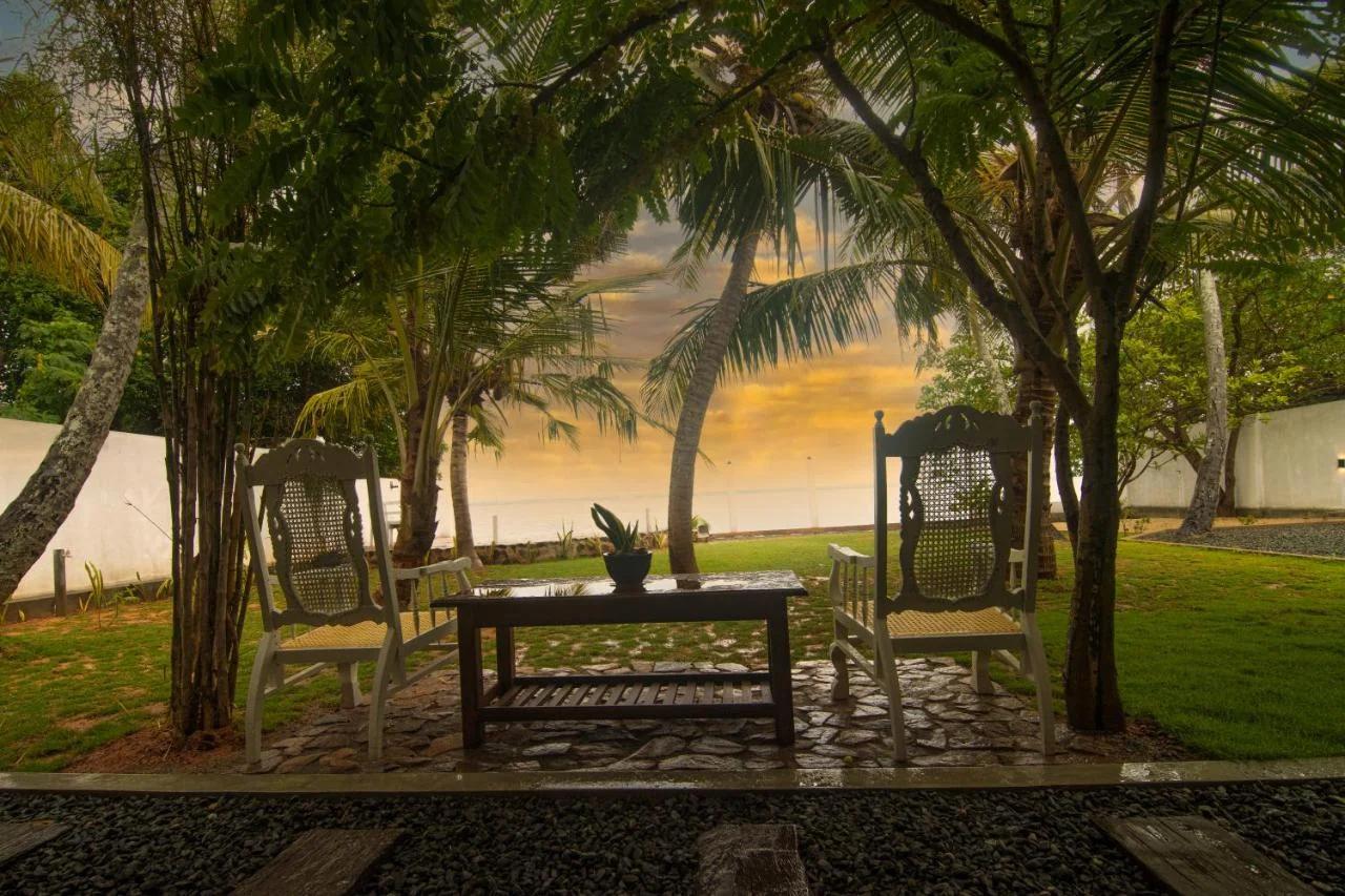 Hiru Lagoon Negombo photo