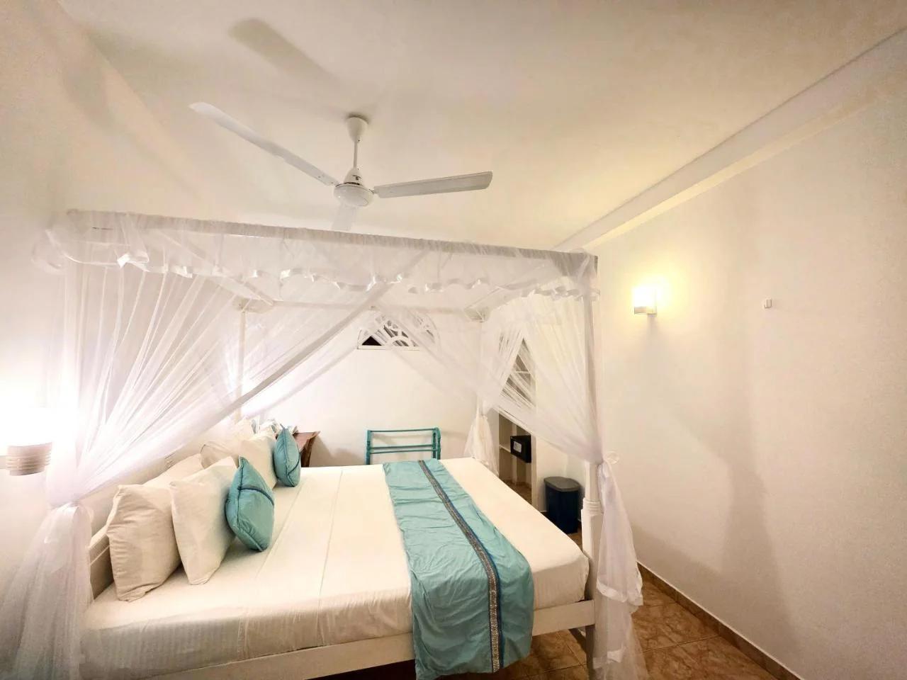 Neela's Beach Inn foto