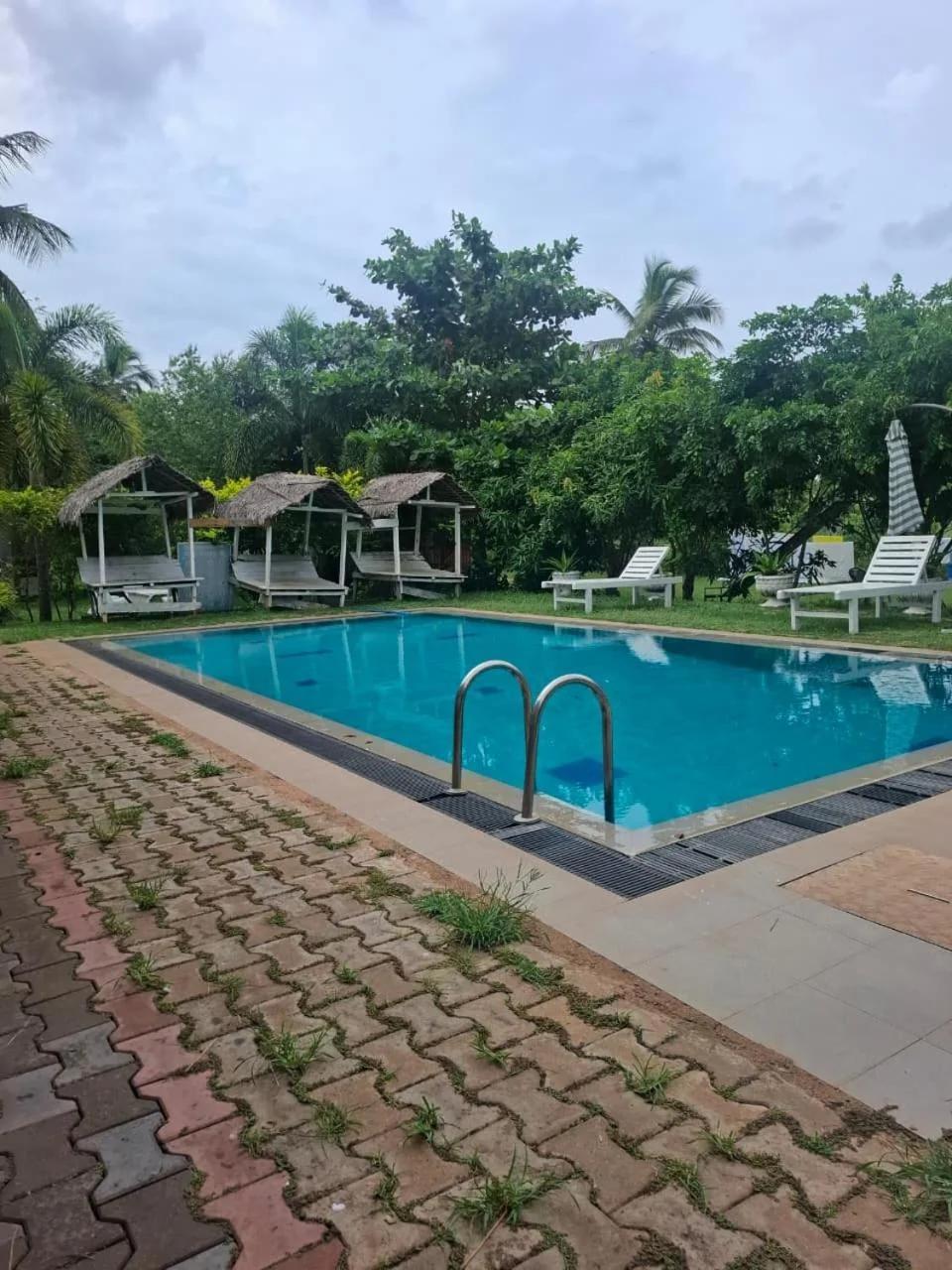 Nilaveli Shan Guest photo