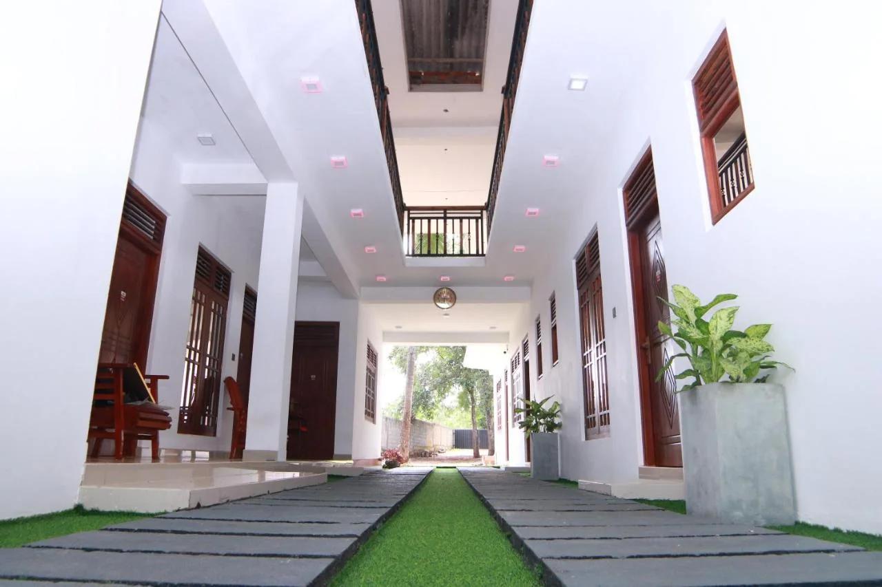 Nimjaya holiday bunglow foto
