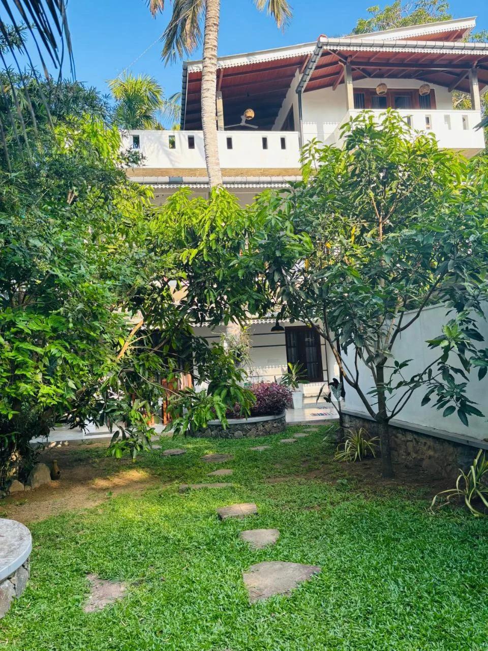 Oshi villa