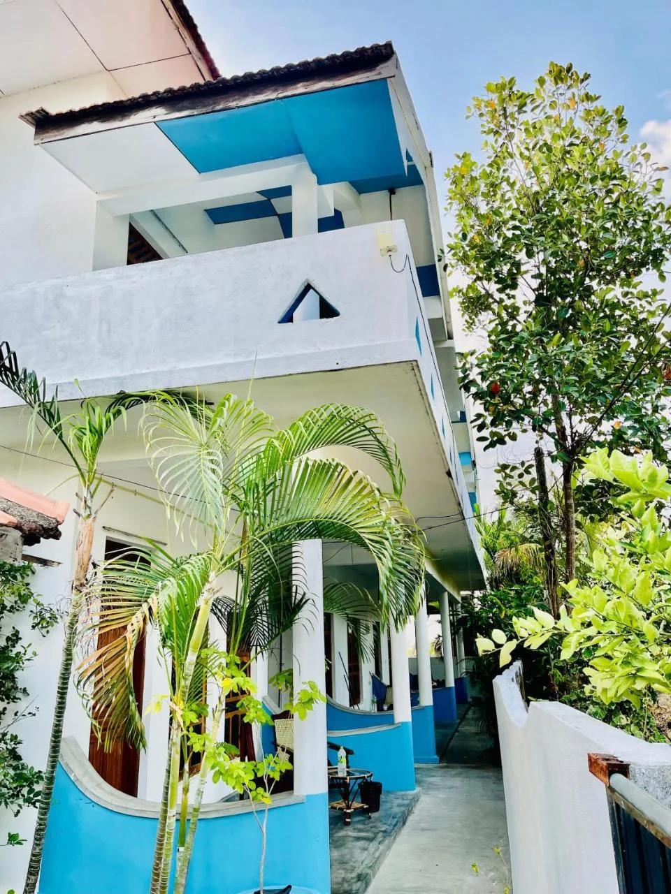 Paradise Bay Hotel