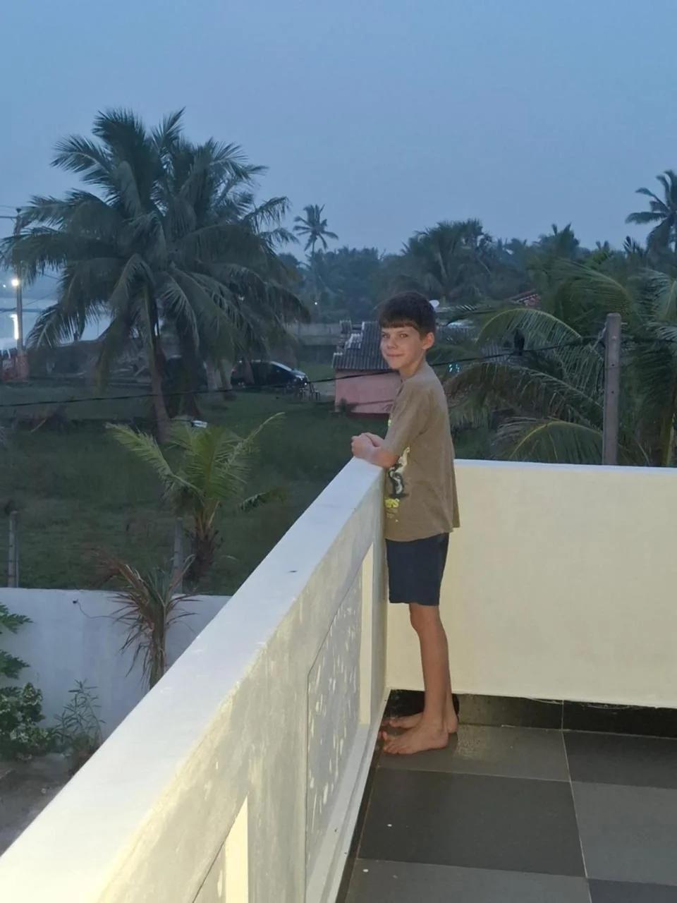 saratha seashore villa and tour photo