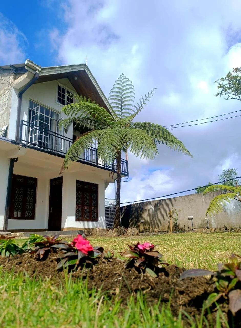 Star Gate Hostel photo