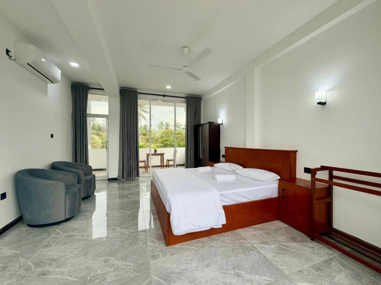 Turtle Bay Resort Hikkaduwa