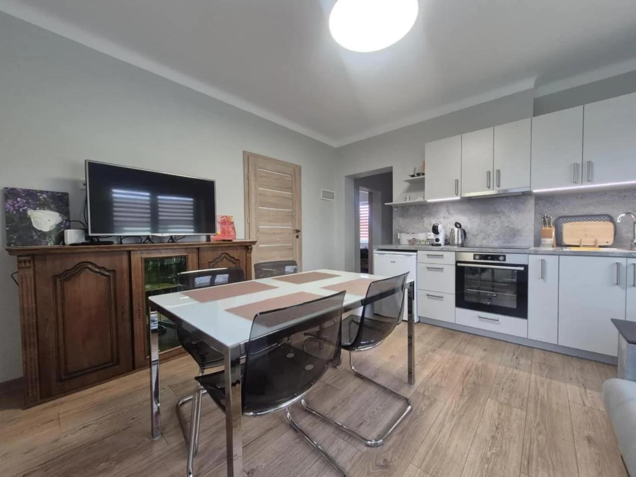 Apartamentai prie parko photo