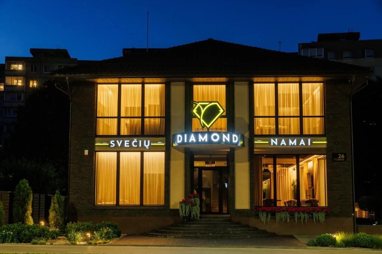Diamond svečių namai