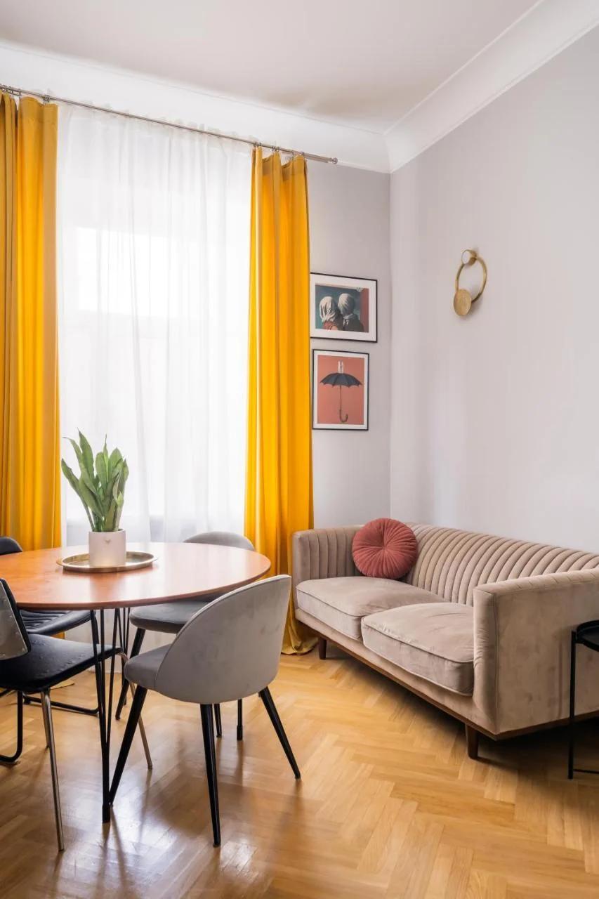 Luxury Design 2BR Apartment cozy stay for 5 photo