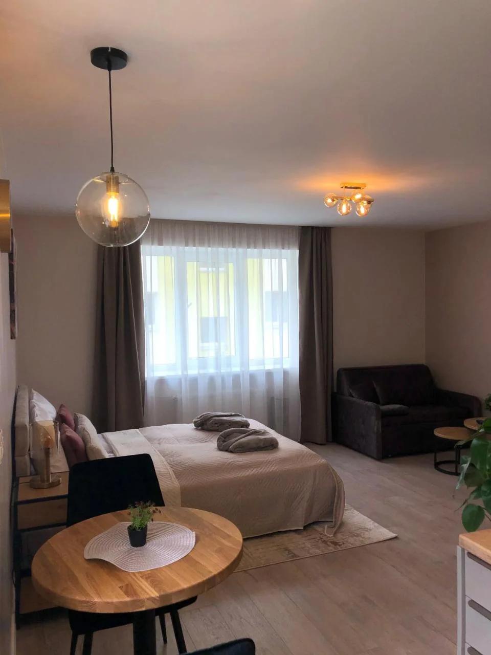 Modern studio apartment near the beach - 5 min walk foto