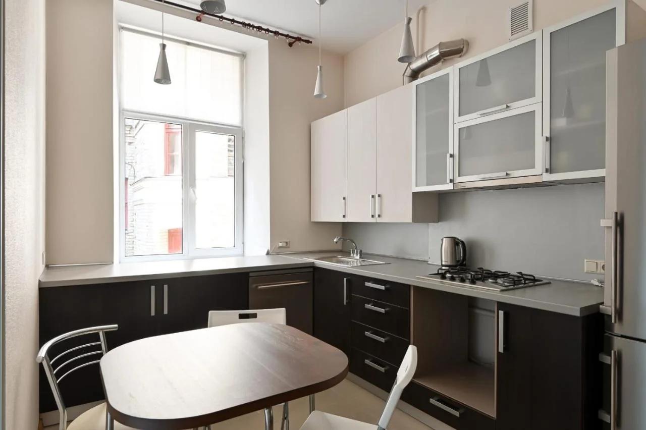 Spacious 82 m2 2 bedroom Flat and Roof Terrace in the Heart of Riga photo