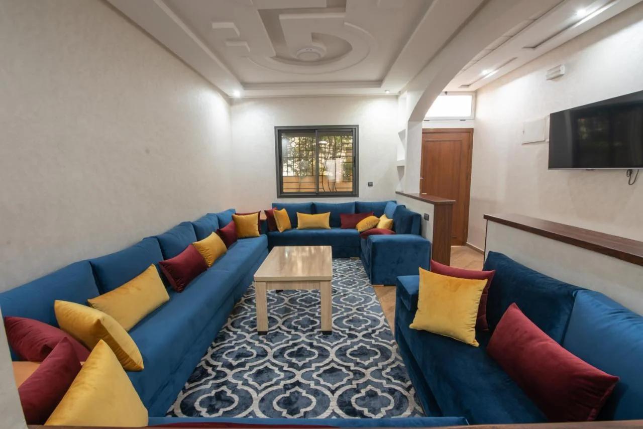 Adam's Apartments,Self CheckIn 6 Mins to Beach Downtown Fiber Optic WiFi Free Parking Same Rules as Hotels foto