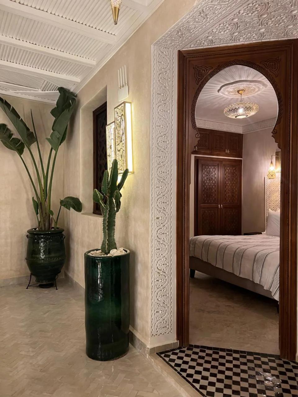 Riad Noon photo