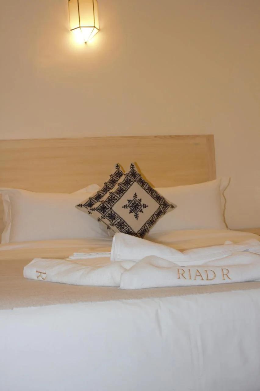 Riad R Art photo