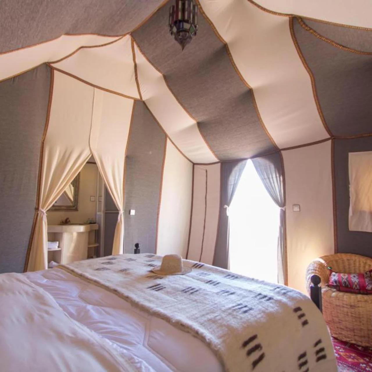 Sahara Tours luxury camp photo