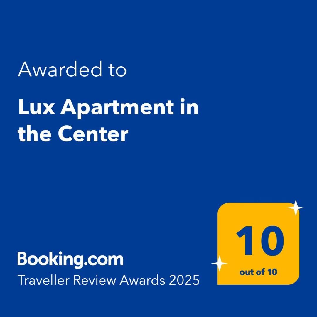 Lux Apartment in the Center photo