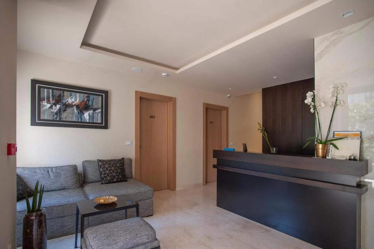 Hotel Vela photo