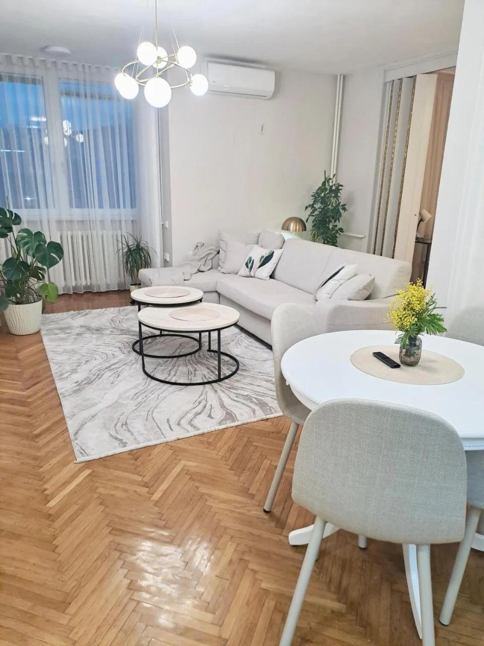 Central Skopje Luxury Two-Bedroom Apartment - Private Parking foto