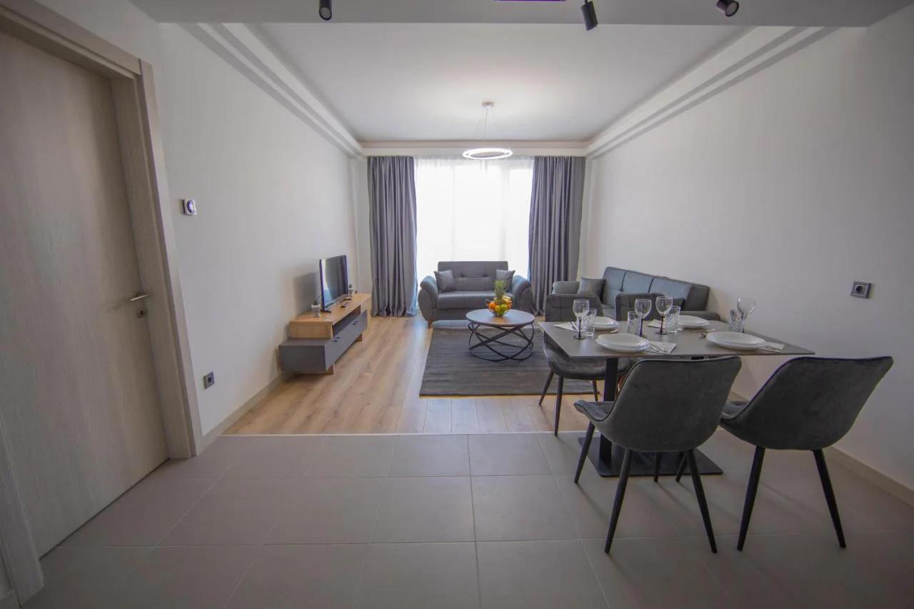 CEVAHIR SKY CITY Skopje JK Apartments foto