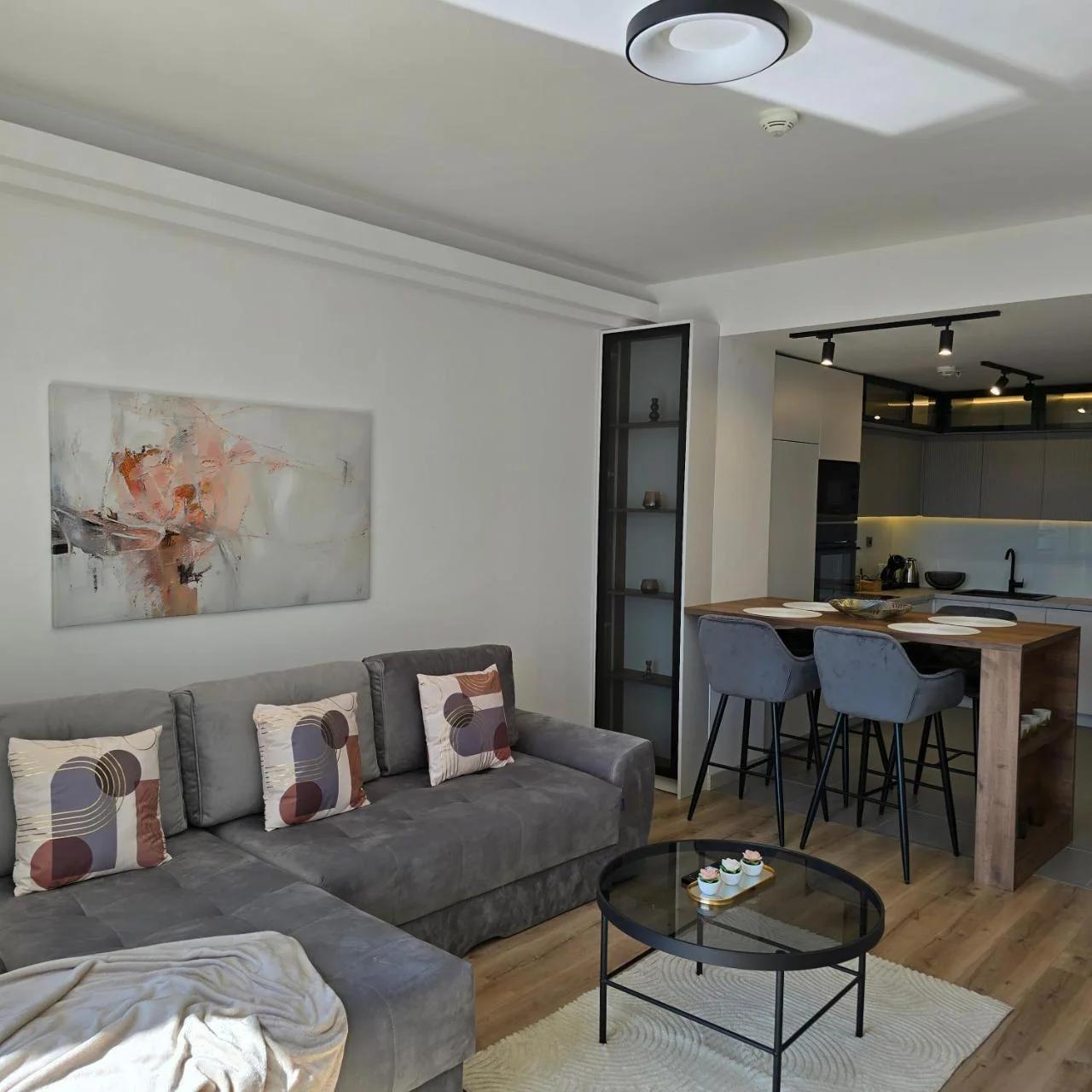 D & B Luxury Apartment 26th floor photo