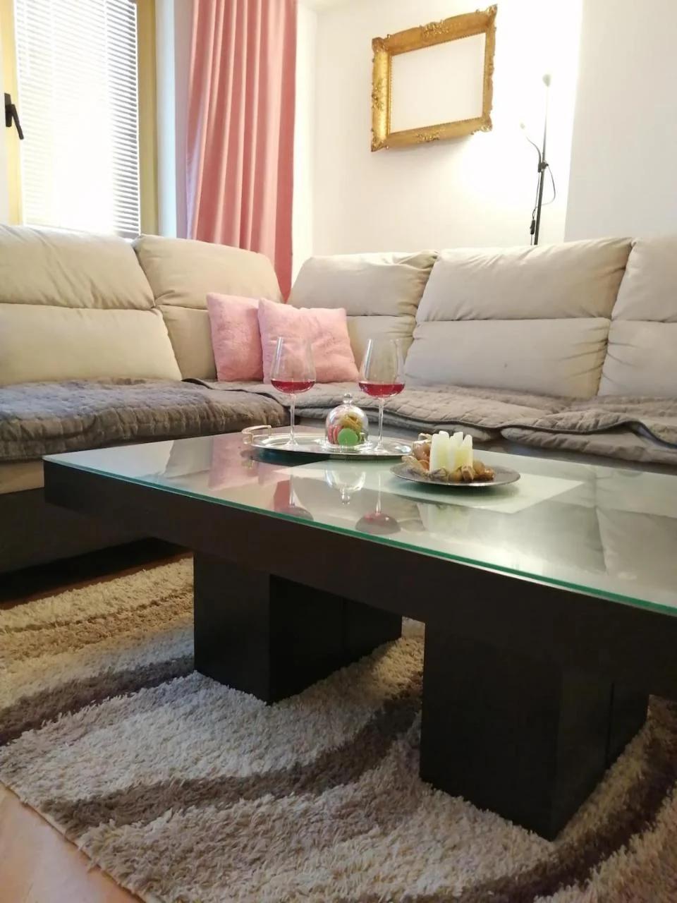 Sandra's apartment photo