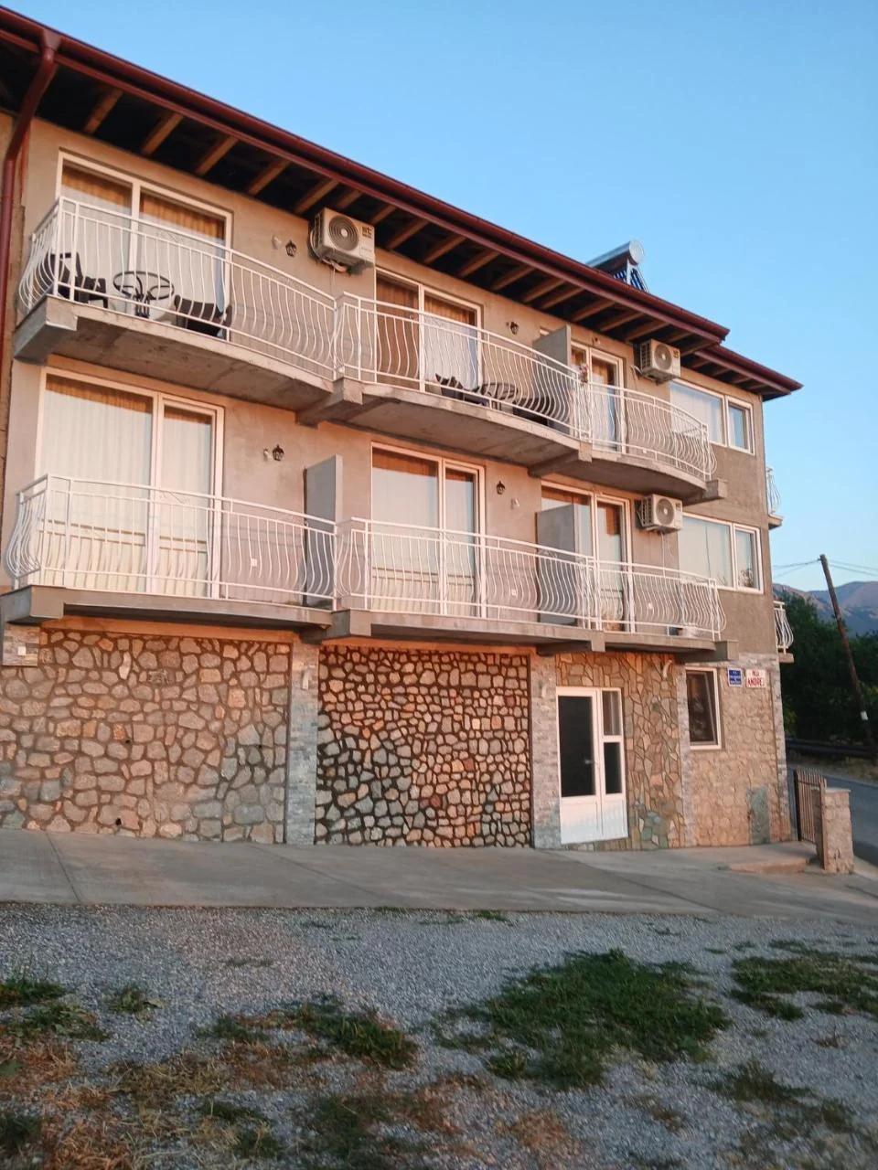Villa Andrej Elshani photo