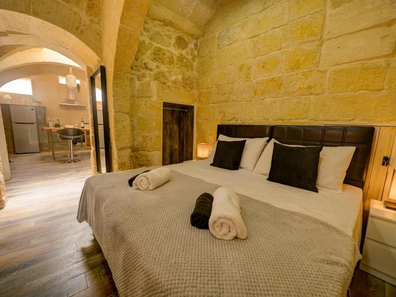 Roam Gozo - The Bunker - Stunning 1 Bed Farmhouse Condo - Rare Find! foto