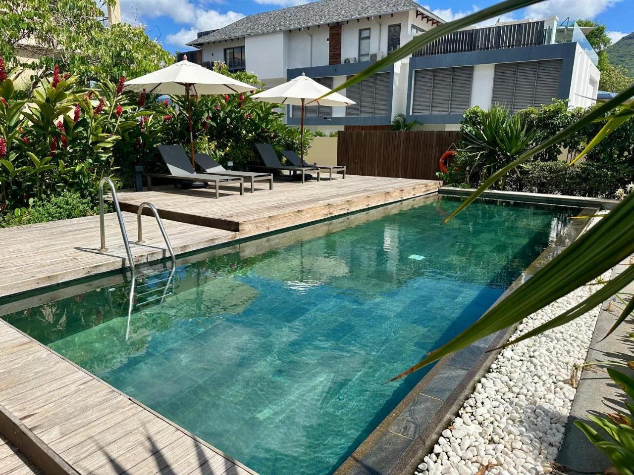 NEW Beachfront 3-bedrooms Apartment in Tamarin, Ocean Legend photo