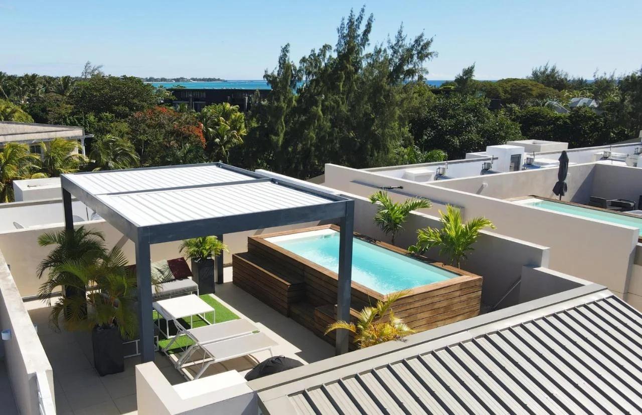 Villa Eden-2 bedrooms with Private Rooftop Terrace & Pool, access to private beachclub, Ki Residences, Pereybère - Managed by KSN