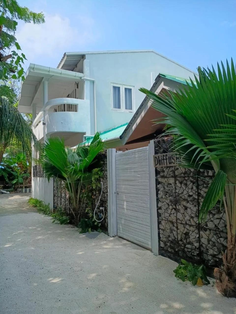 Tripo Dhiffushi Villa
