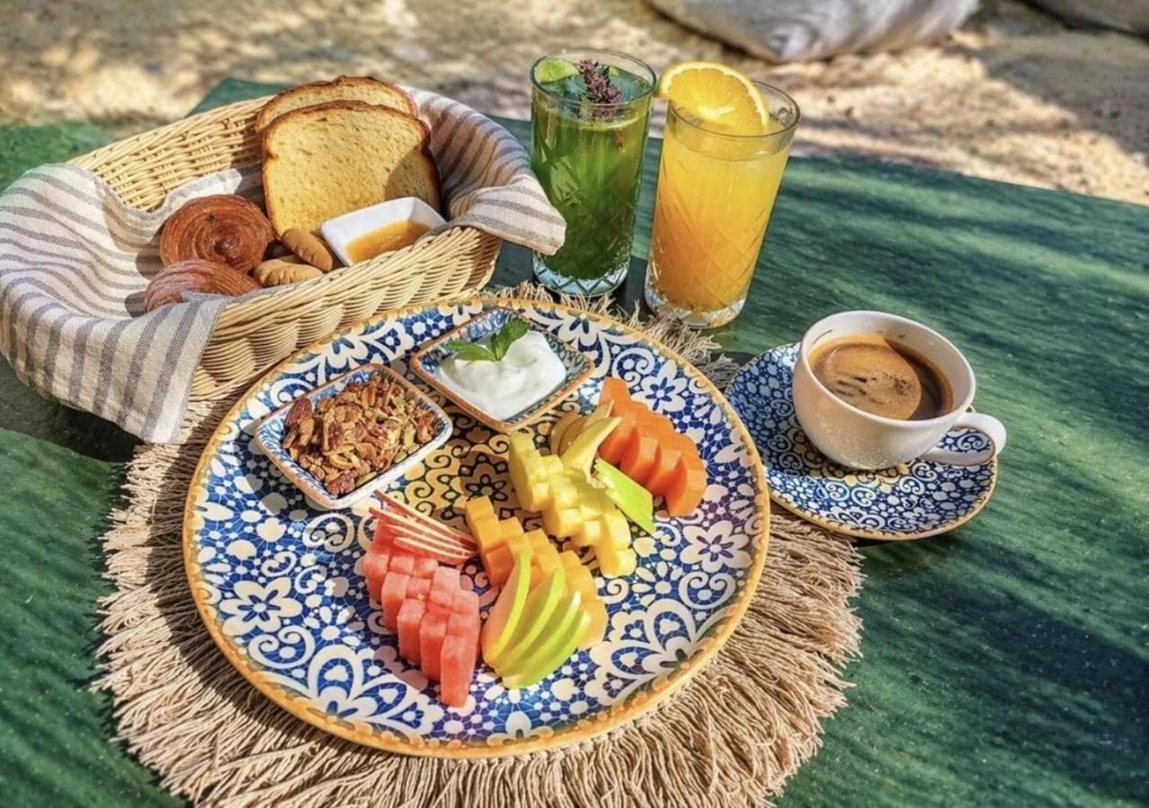 AteneaHolbox Boutique Hotel - Optional Beach Club Access & Breakfast photo