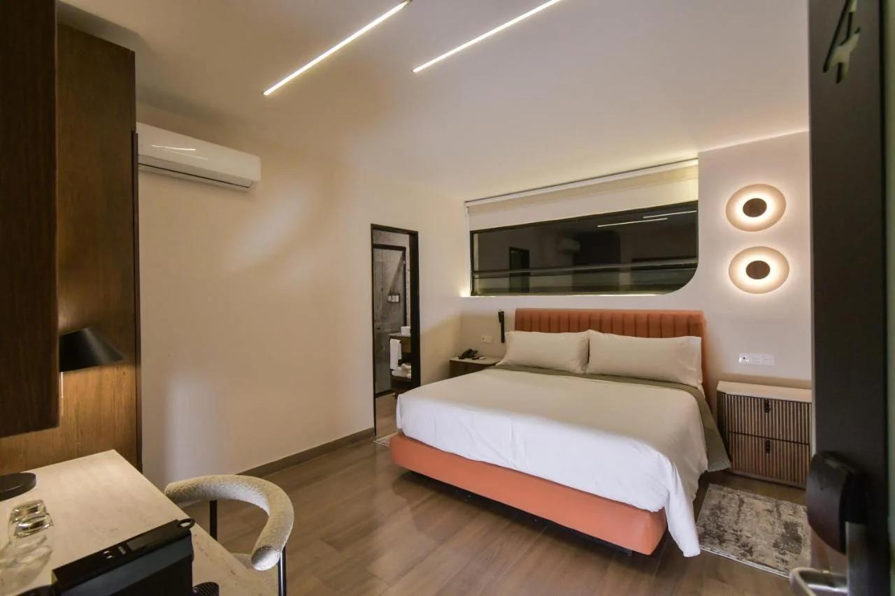 Expo Satelite 2750 Hotel & Suites foto