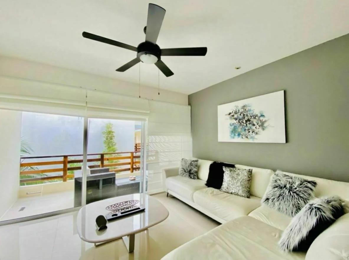 Grand Blue Playa photo