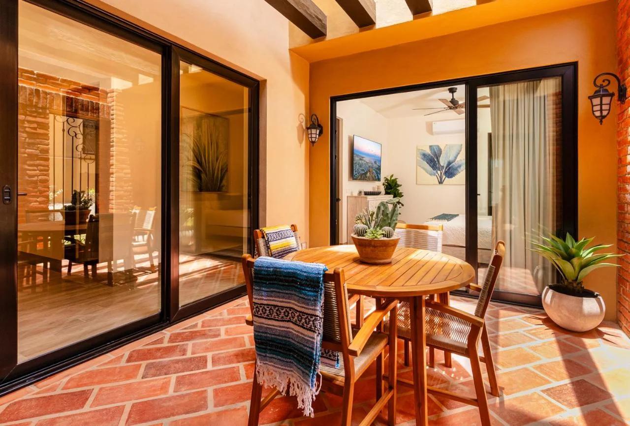 Inviting 2BR Condo in Mavila Resort at Quivira foto