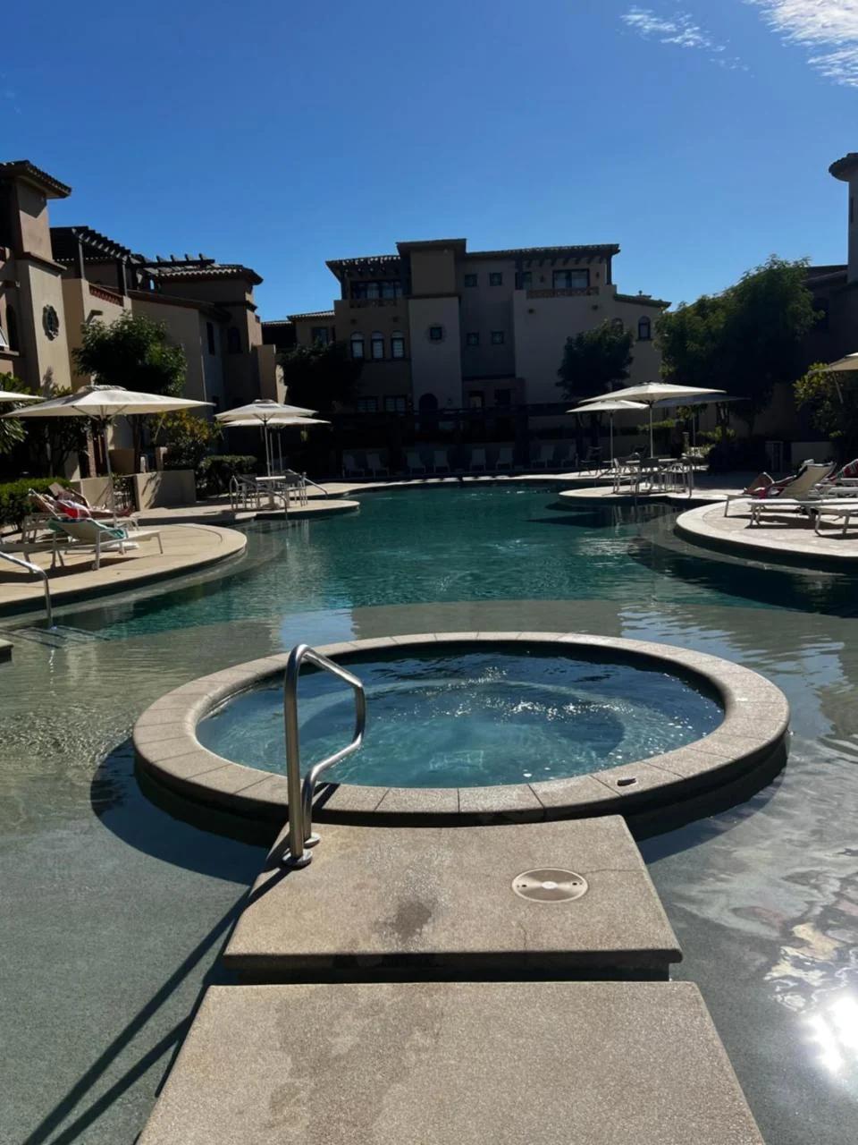 Inviting 2BR Condo in Mavila Resort at Quivira foto
