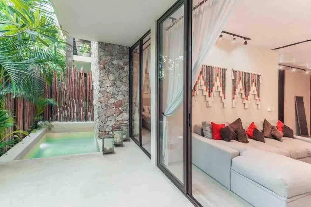 Luxury 2 BDR 2 BTH 2 Bikes Jacuzzi FibOptic WiFi. foto