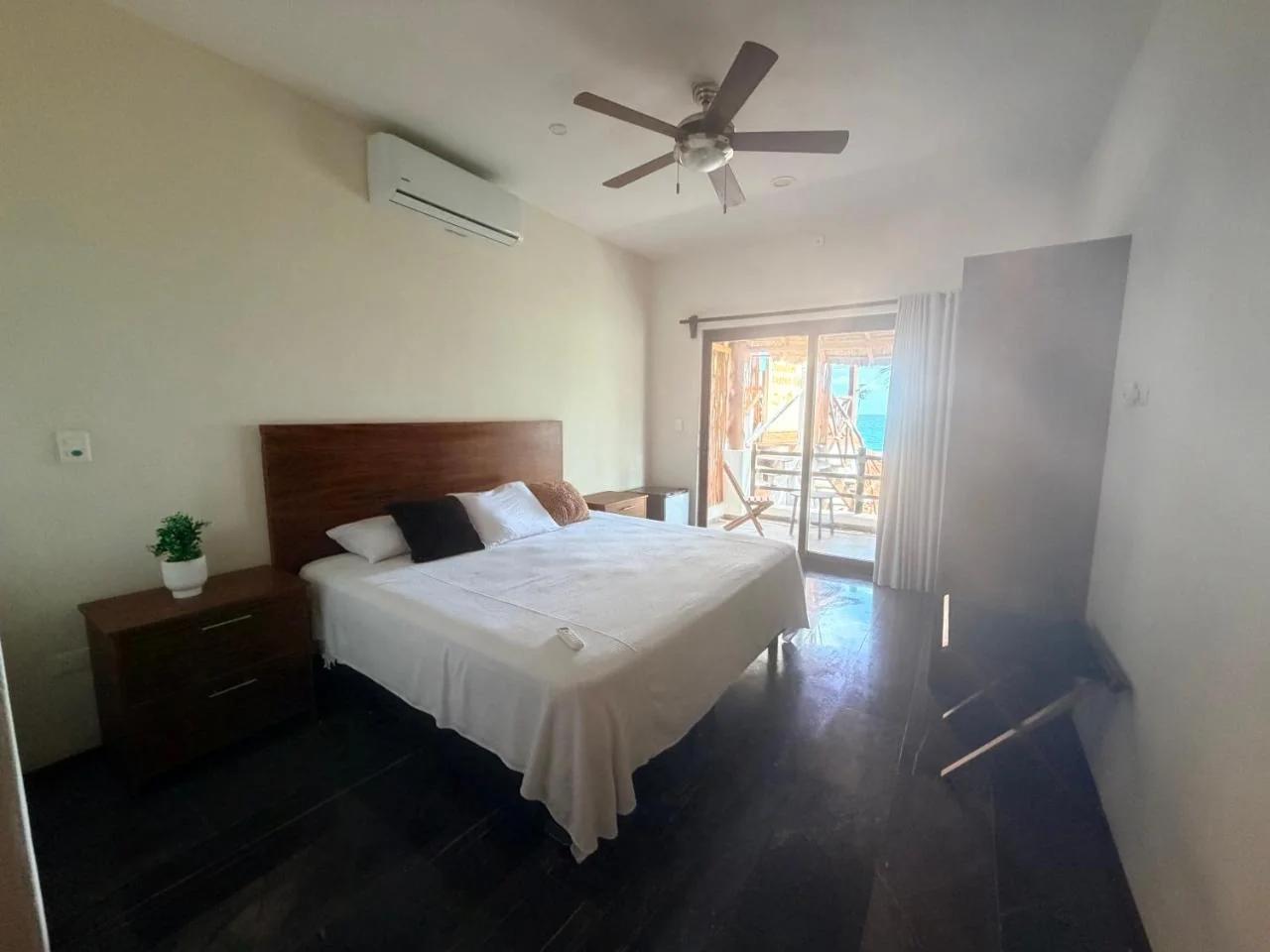 Villa with ocean view, pool, restaurant and rooftop photo