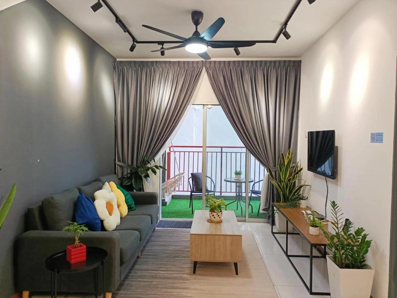 Dream studio Emerald avenue photo