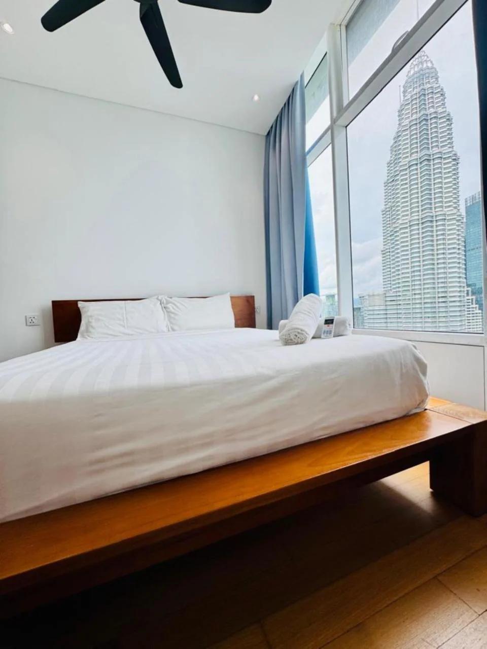 Sky Suites KLCC By Luxe Suites photo