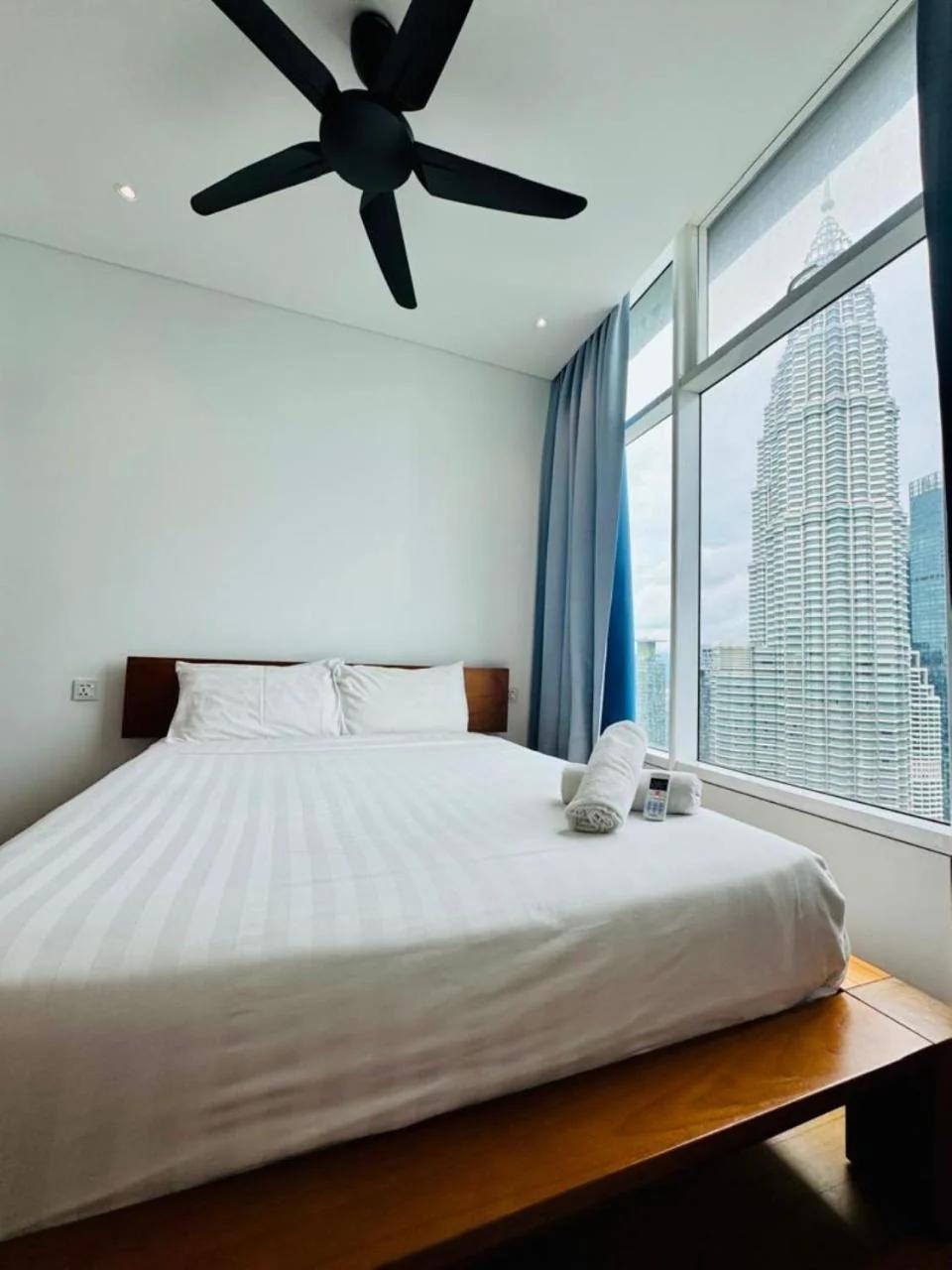 Sky Suites KLCC By Luxe Suites photo