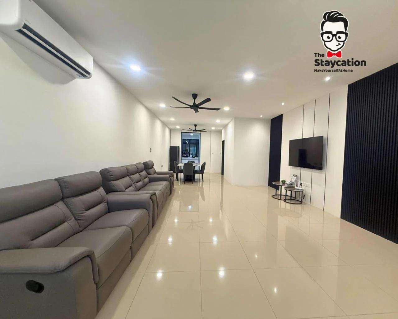 Staycation Homestay 80 Stutong Baru near Aeroville foto