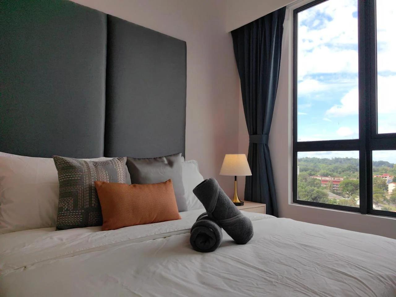 Vetro11 Beside QEH1 by JUNE Homestay