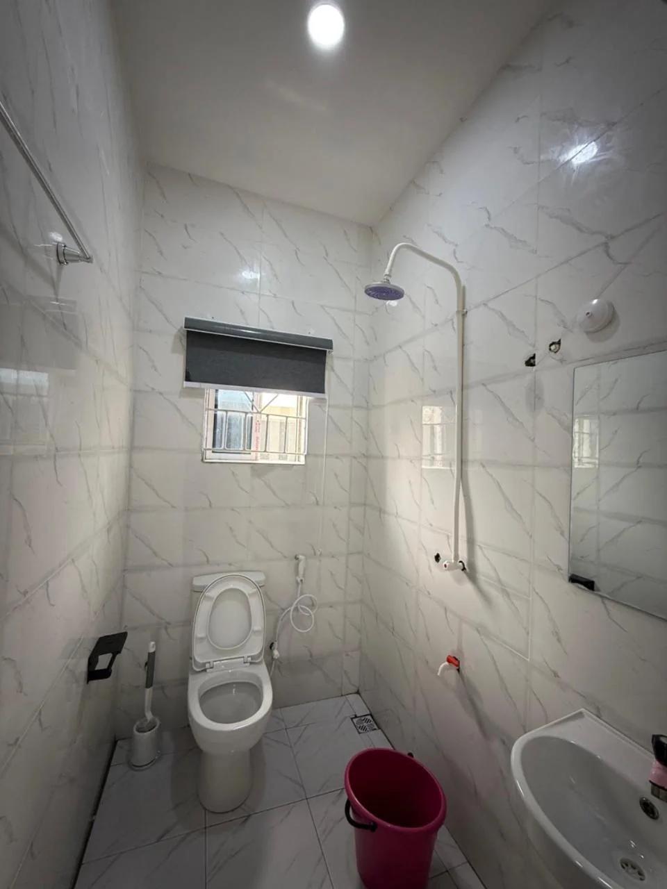Private Fully Serviced Studio Apartment At Ogudu, 15 mins to the Airport photo