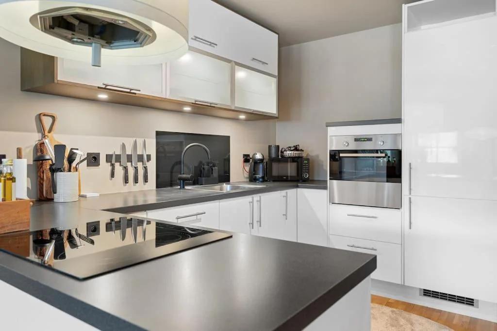 Aurora luxury apartment photo