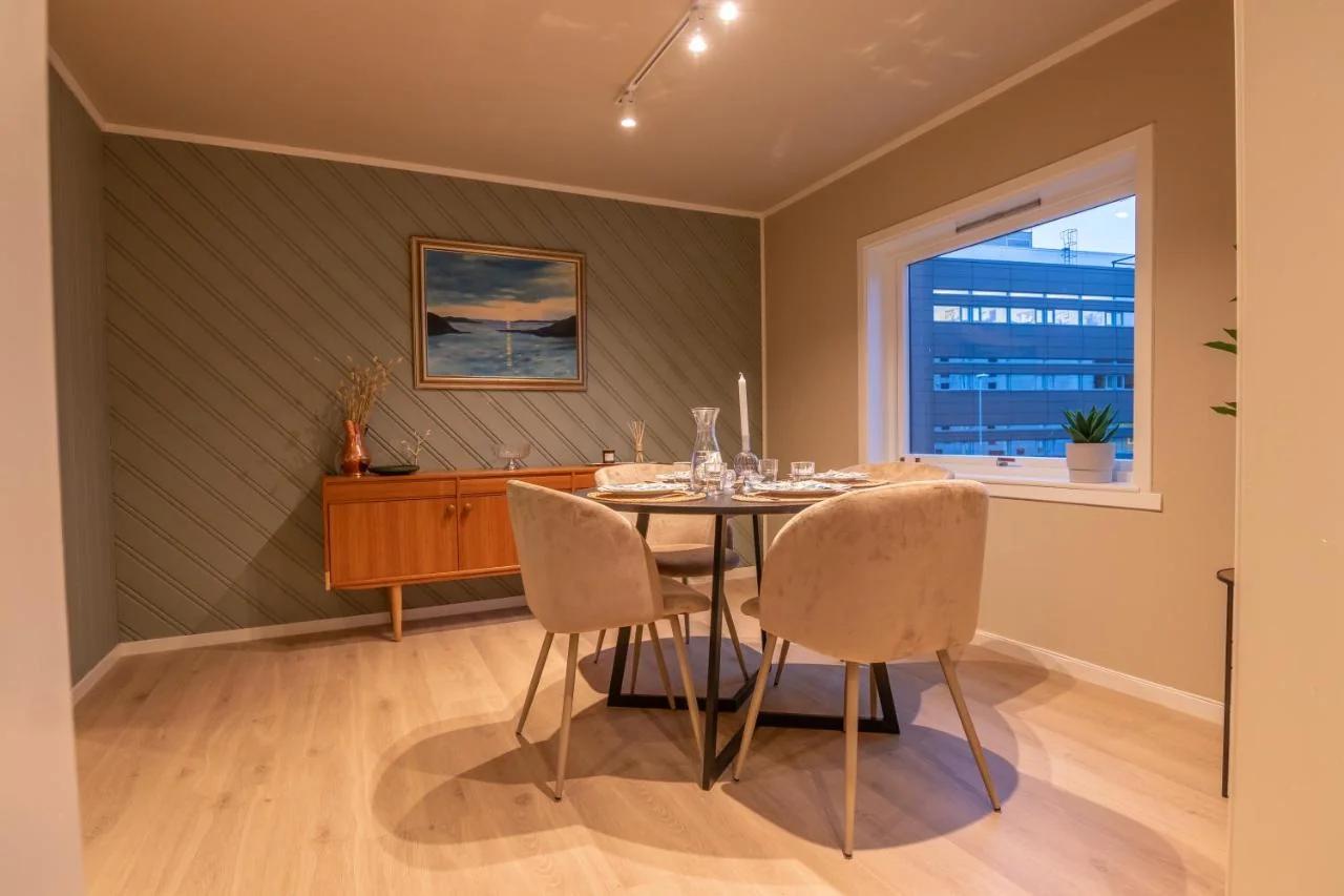 Cozy and spacious apartment in city centre foto